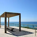 Dom Lourenco Areia Branca