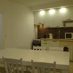 Dom Lourenco מלון 2*