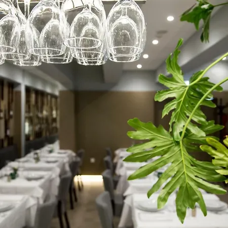 Hotel Dom Lourenco 2*