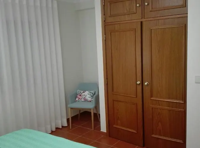 Dom Lourenco Hotel 2*